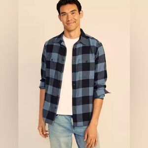 **HOST PICK** Gap Double Brushed Flannel Pocket shirt size Medium